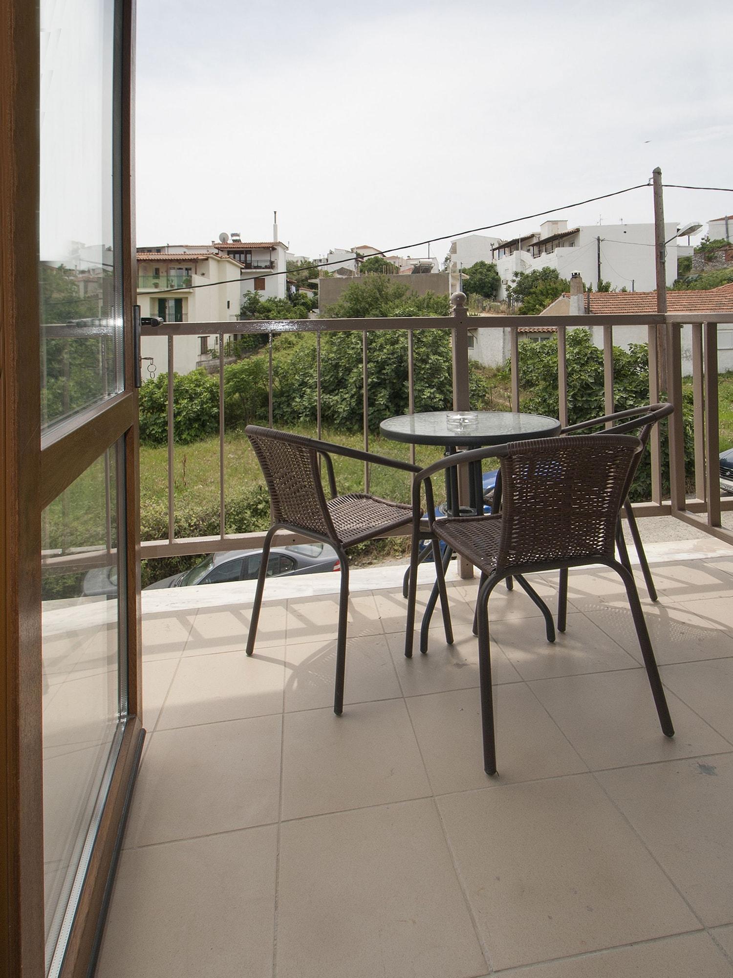 Pension Pineapple Skiathos Exterior foto