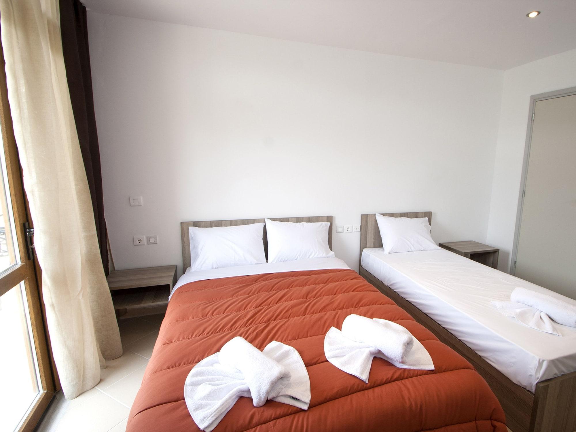 Pension Pineapple Skiathos Exterior foto
