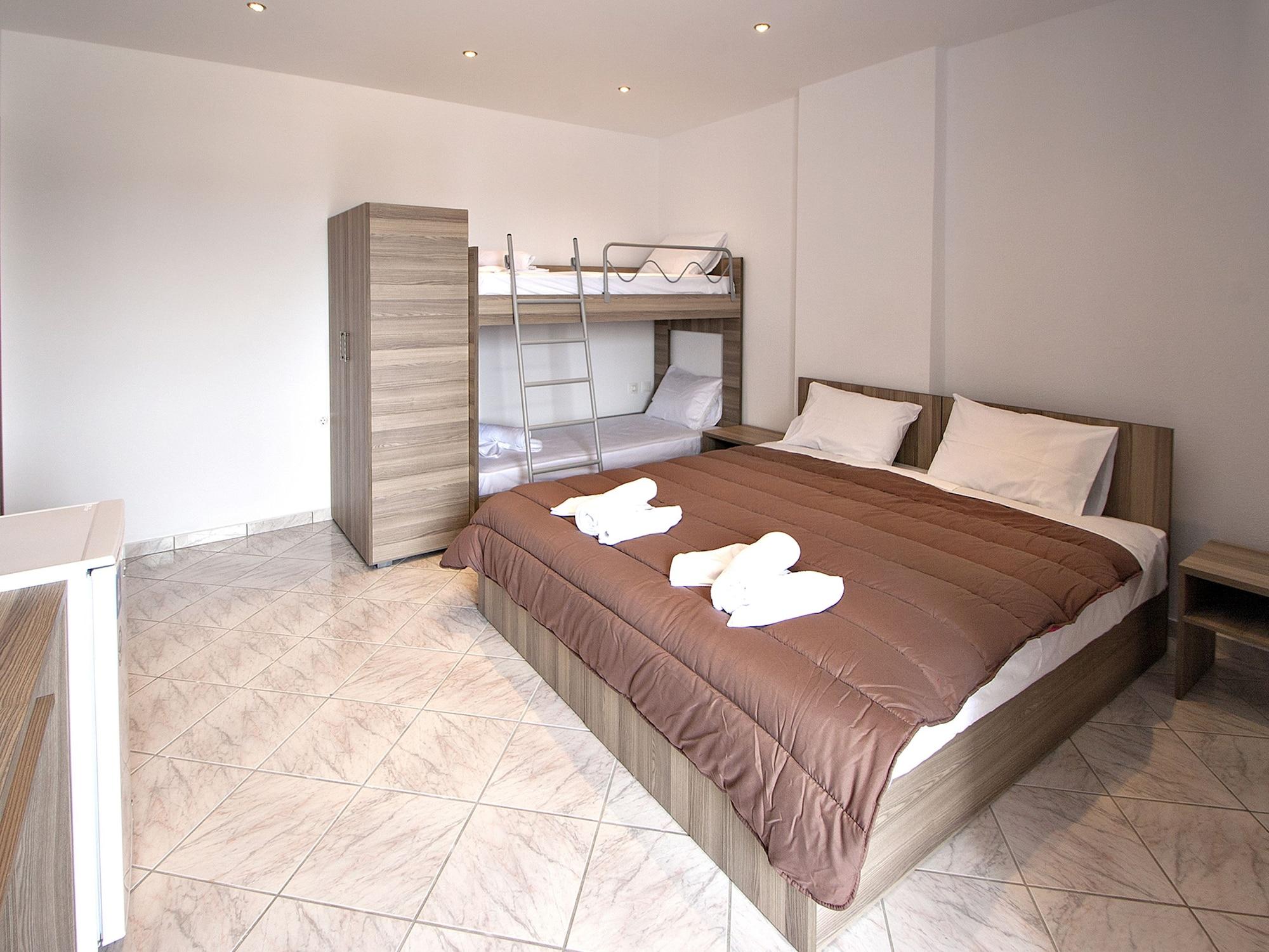 Pension Pineapple Skiathos Exterior foto