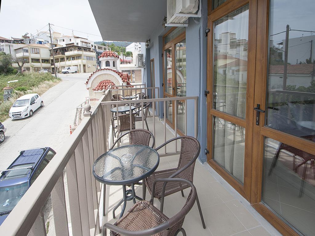 Pension Pineapple Skiathos Exterior foto