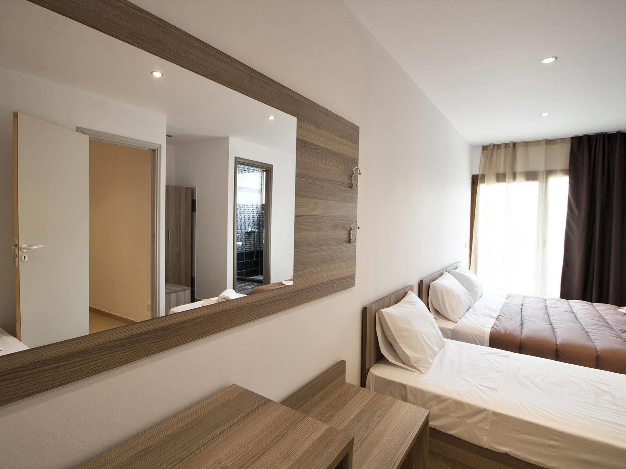 Pension Pineapple Skiathos Exterior foto